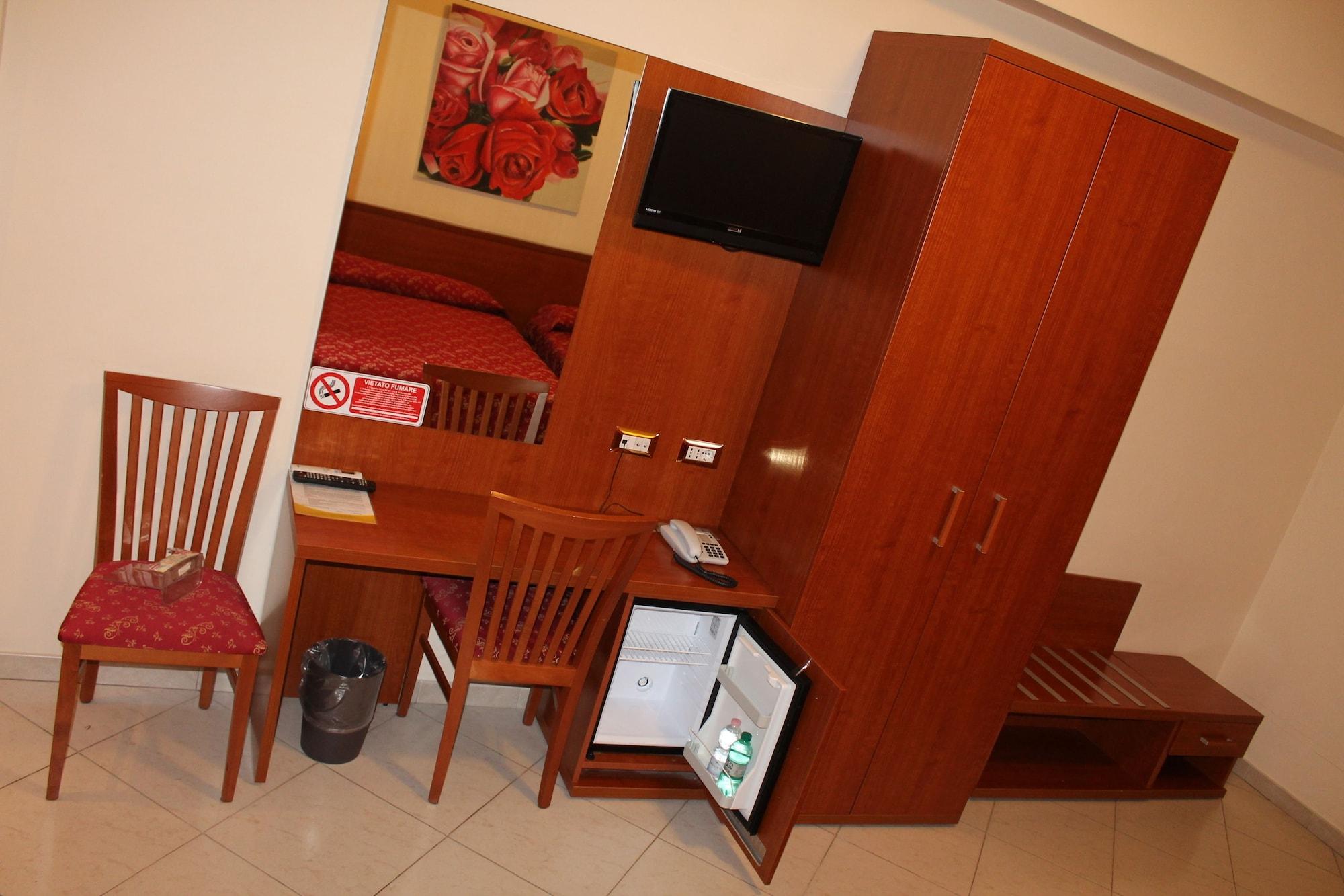 Hotel Vitti Rome Luaran gambar