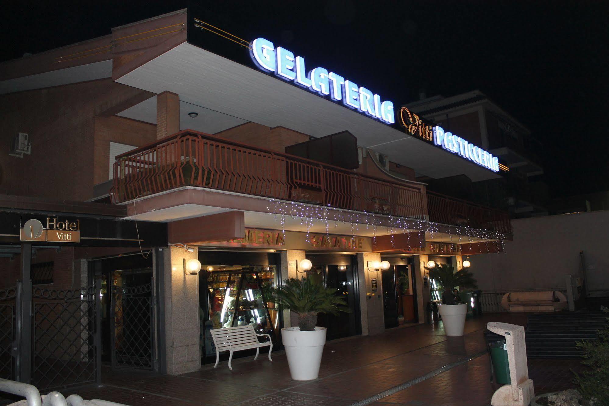 Hotel Vitti Rome Luaran gambar
